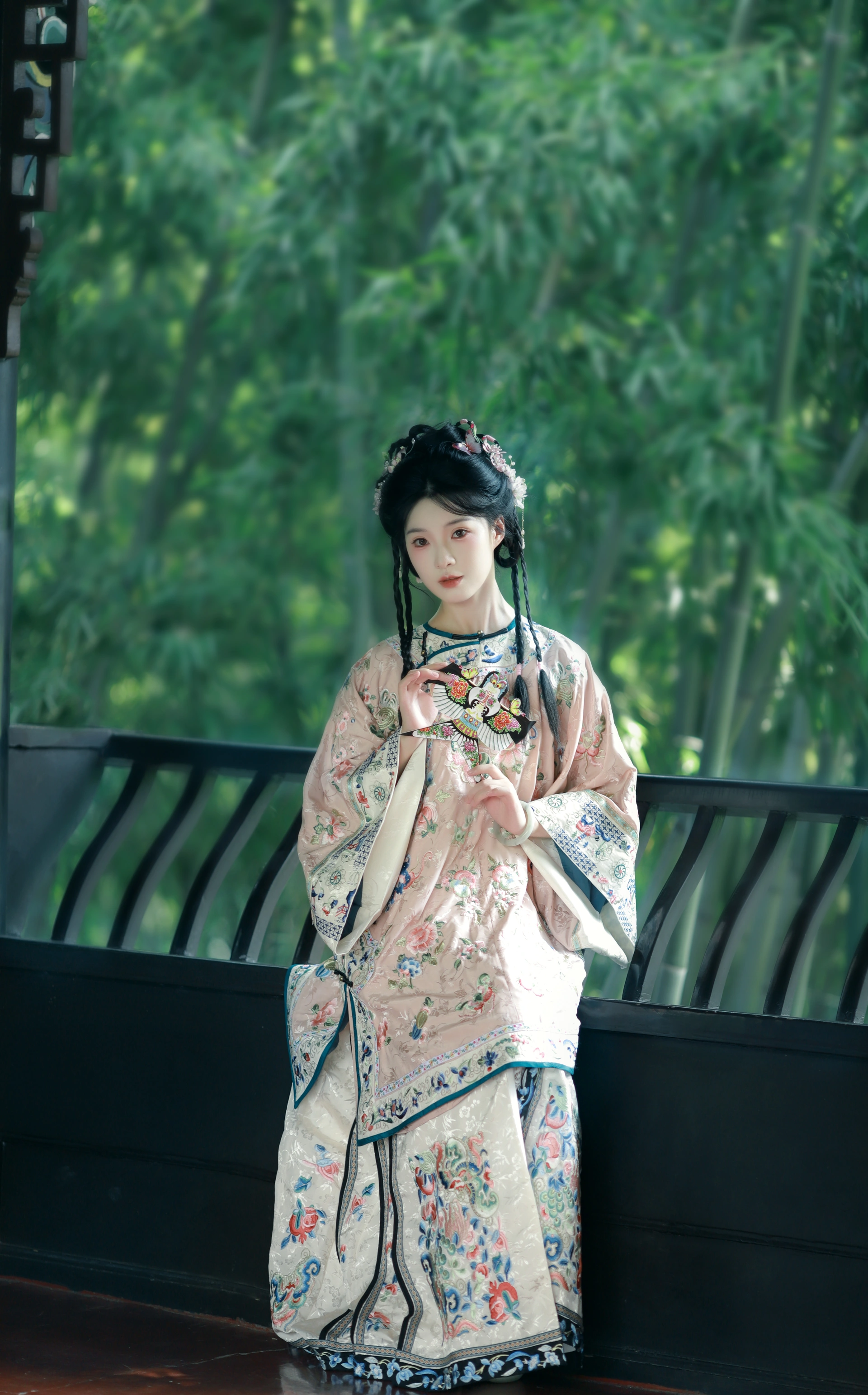 [YITUYU艺图语]2025.01.27 盛夏 秋子梨 2
